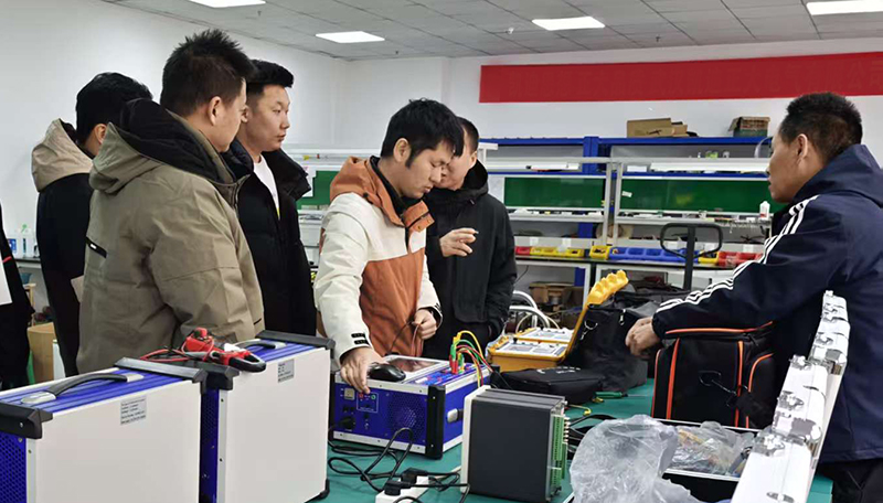 上海客戶專程到訪雷科電力開展繼保與變壓器測試技術(shù)研學(xué)